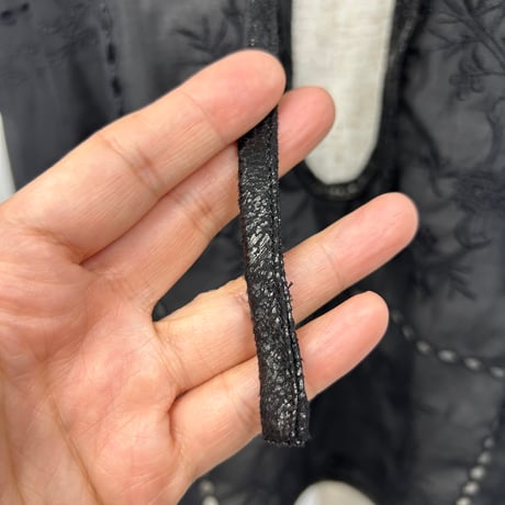 handkerchief poncho BL