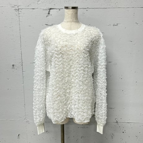 petal motif pullover
