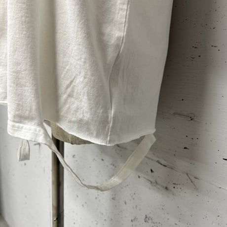 cut out long sleeve T