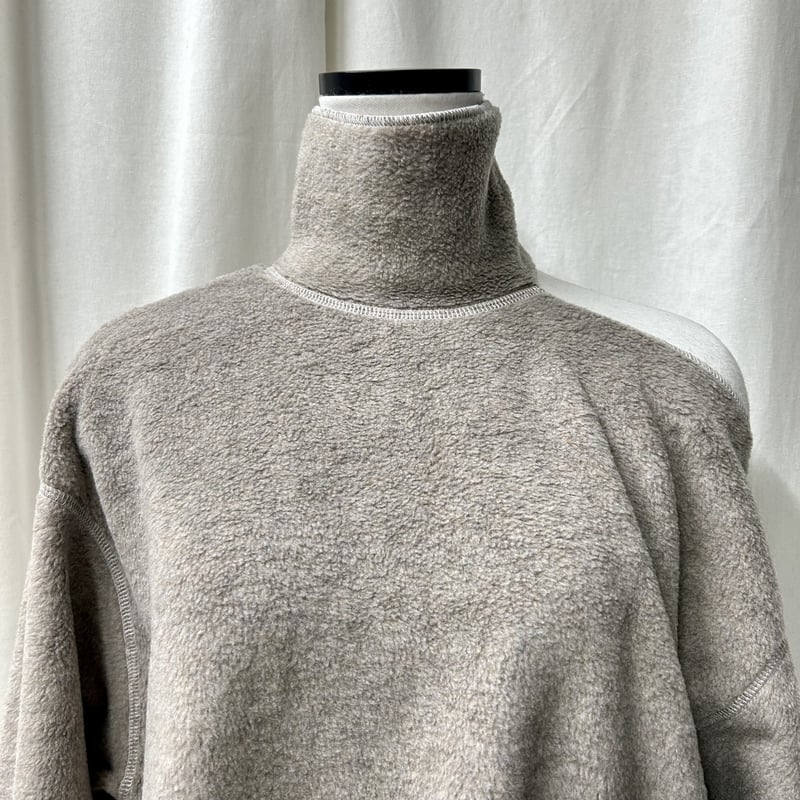 cut-out pullover(beige) | PROVOKE design boutique