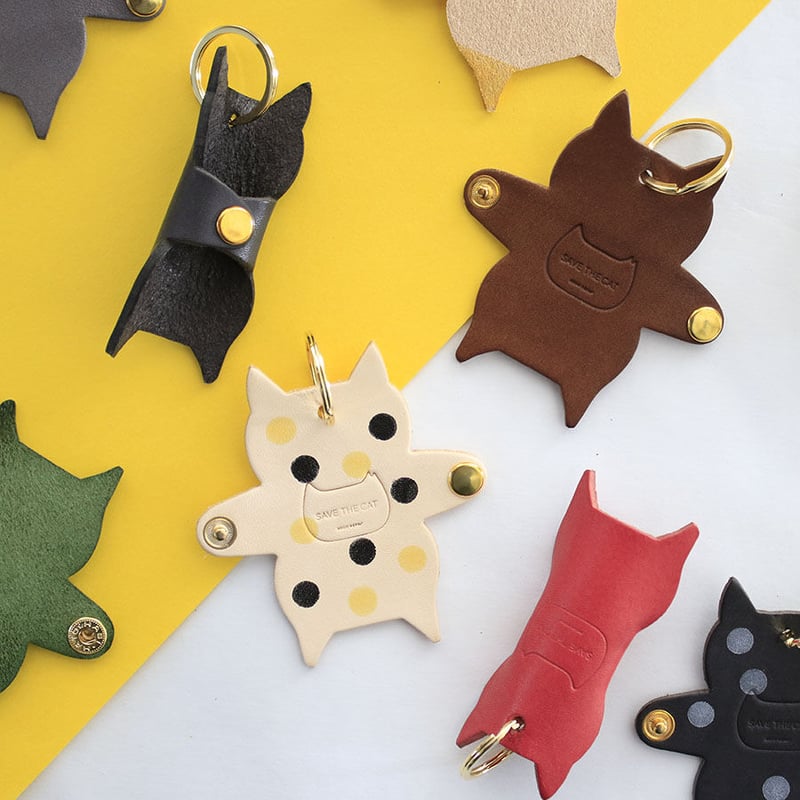 だっこ猫キーホルダー | NECOREPA STORE