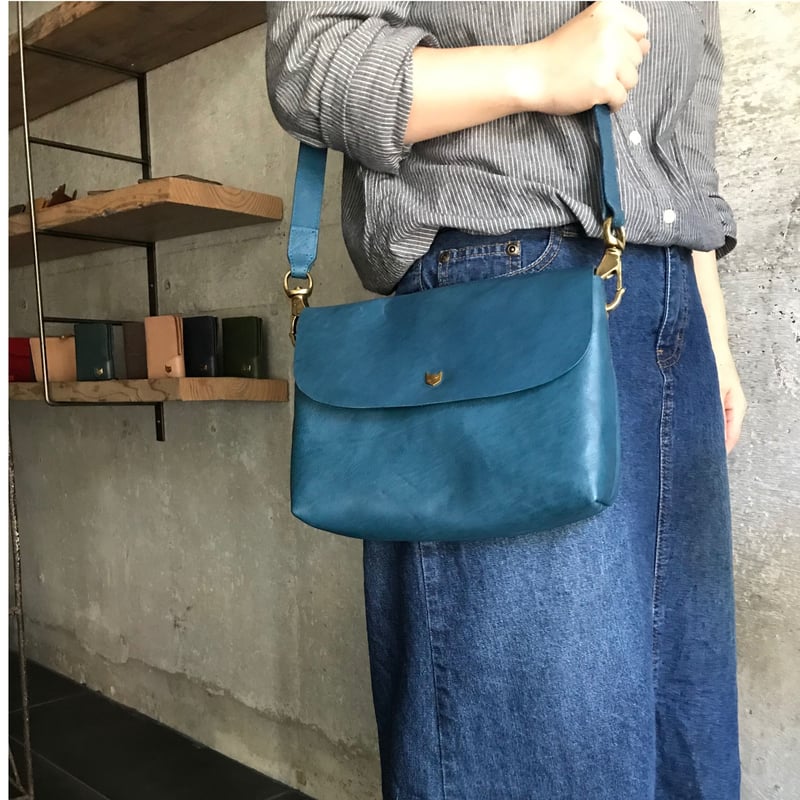 ネコリパブリック　メールバッグ　Mサイズ メールバッグ M | NECOREPA STORE