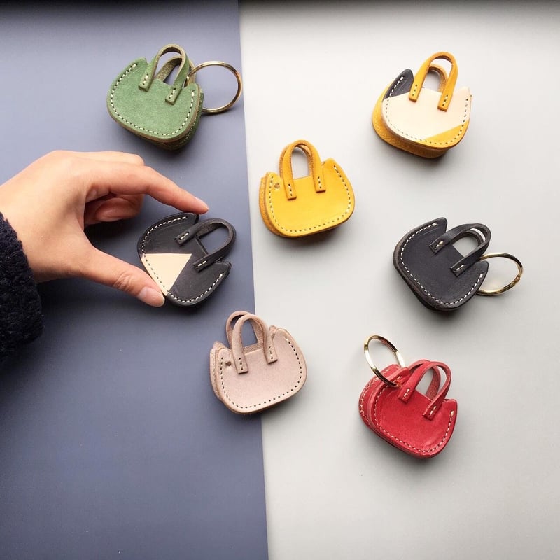 ミニネコバスケット キーホルダー | NECOREPA STORE