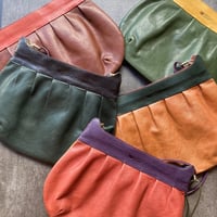 CAT GATHER POCHETTE  MEDIUM マルチF～J【kura】世界でたった１つ「Only one product in the world」