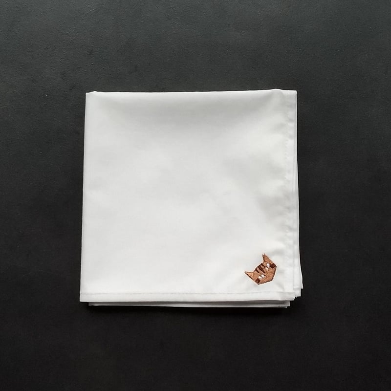 NECOREPA 刺繍ハンカチNo14 ライトベージュ茶トラ | NECOREPA STORE