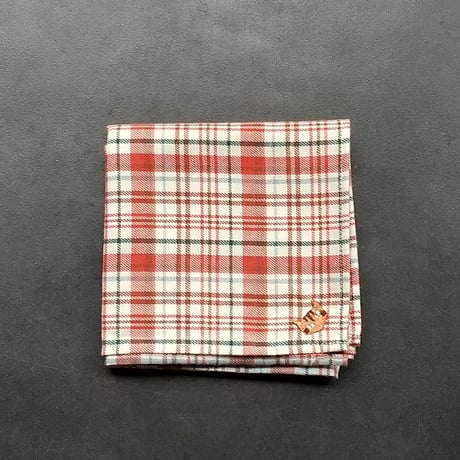 NECOREPA 刺繍ハンカチNo4　赤チェック茶トラ