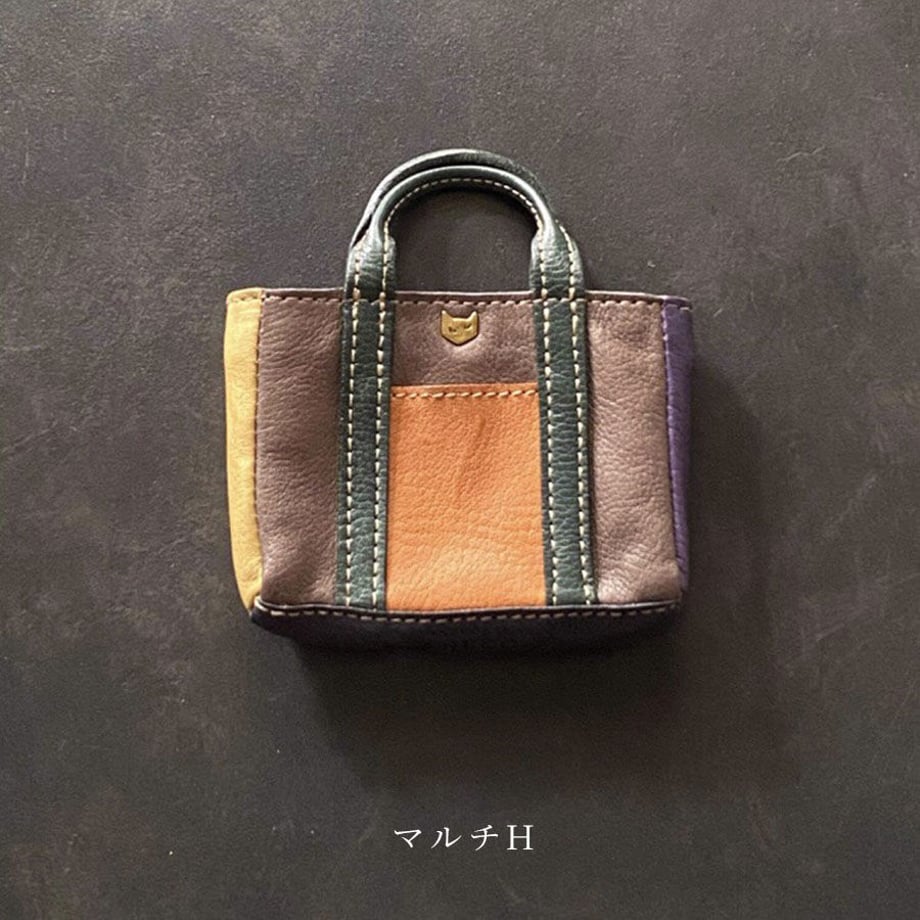 60c707a32bf901791f86a4bb