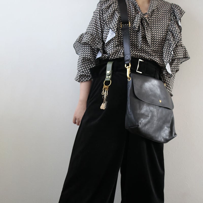 メールバッグ M | NECOREPA STORE