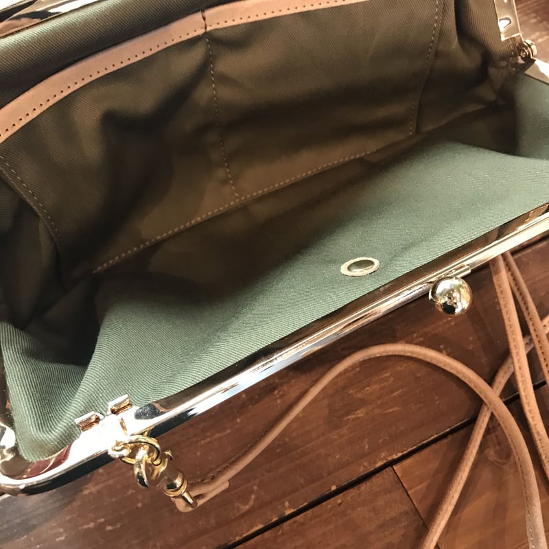 vintage オーロララメ がま口 ポシェット vintage オーロララメ がま口 ポシェット