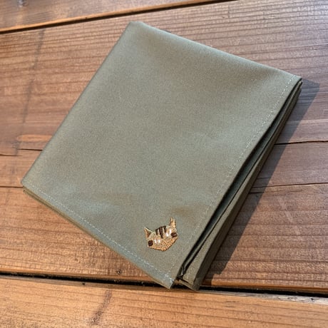 NECOREPA 刺繍ハンカチNo5　バジル茶トラ【kura】