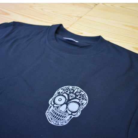 カラベラTシャツ（黒）
