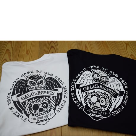御守りイラストロゴTシャツ（黒）