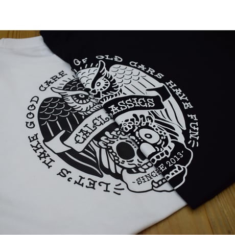 御守りイラストロゴTシャツ（白）