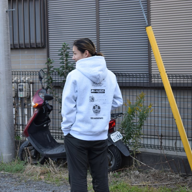 10th anniversaryパーカー【※グレー×黒プリント】 | cal classics