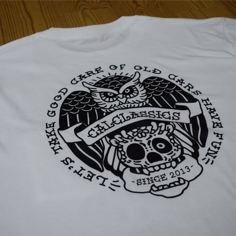 御守りイラストロゴTシャツ（白）