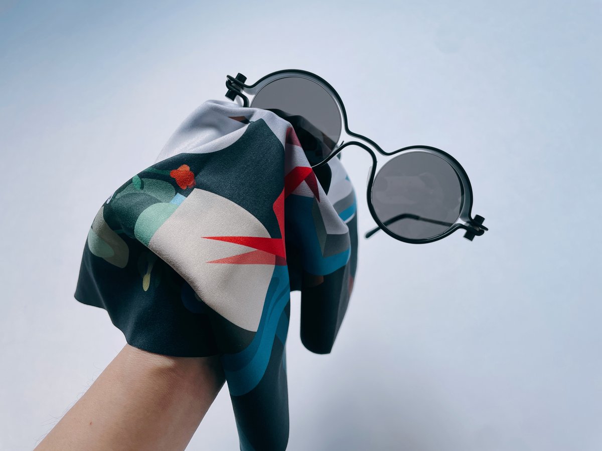 MOTAS / in the corner | Metropolitan Crossbottl