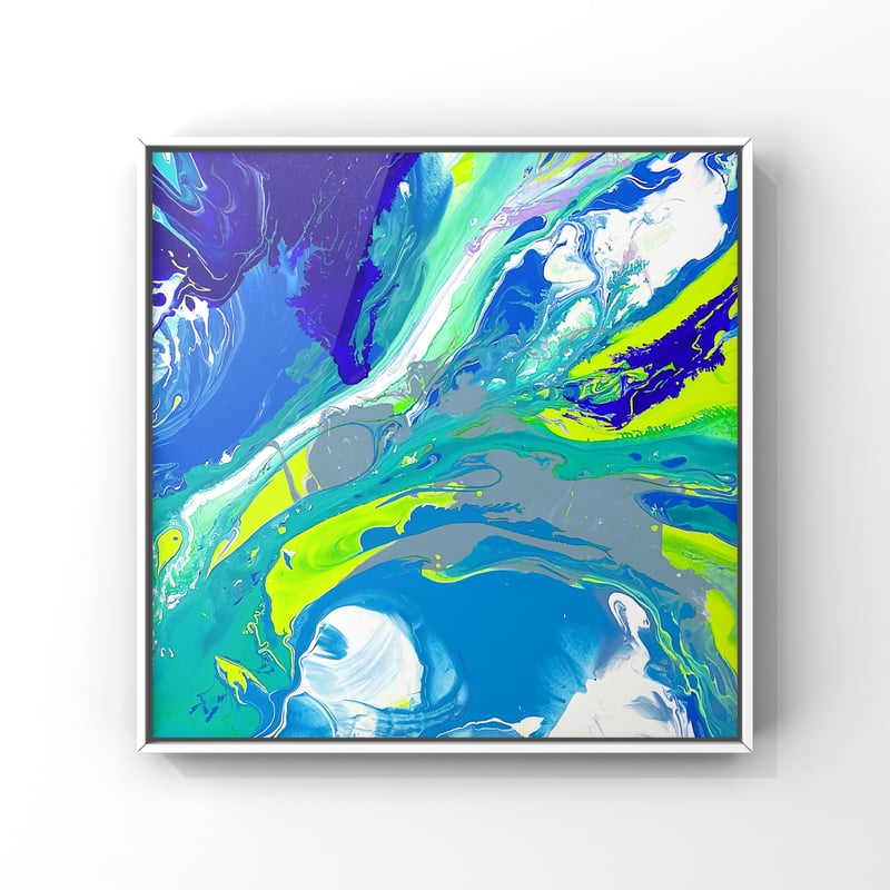 MCB552111 / KANAKO SASAKI 佐々木香菜子 / Hug | Metrop