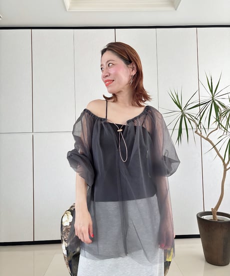 カップ付きベアキャミソール