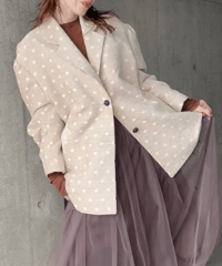 《やったー価格対象》クールでキュートなドットジャコット