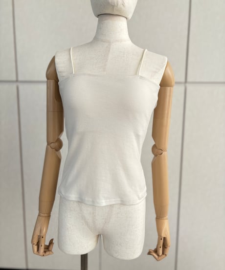 カップ付きベアキャミソール