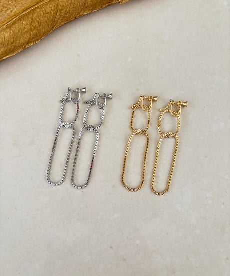 3連チェーンピアス・イヤリング