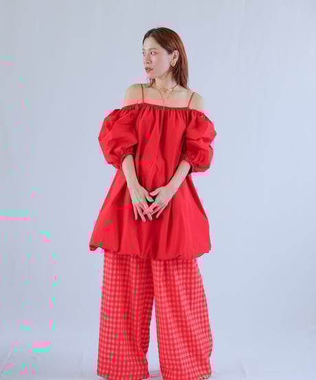 ＜In essence by Akiko Yamamoto.＞ボリュームスリーブバルーンミニワンピ（レッド、グリーン）