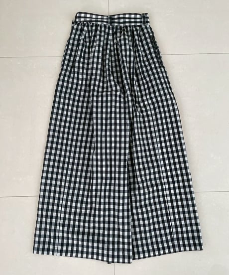 ＜In essence by Akiko Yamamoto.＞ソフトタックワイドパンツ