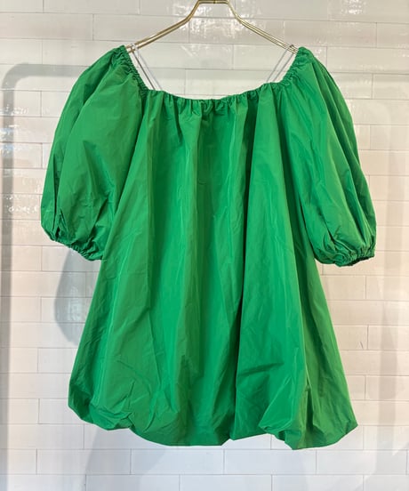 ＜In essence by Akiko Yamamoto.＞ボリュームスリーブバルーンミニワンピ（レッド、グリーン）