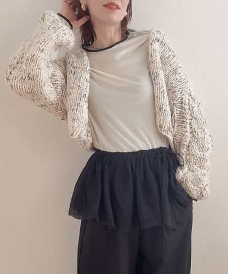 パイピングベロアトップス