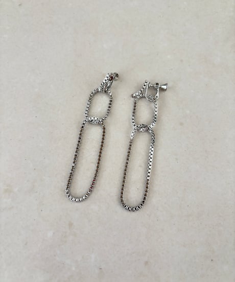 3連チェーンピアス・イヤリング