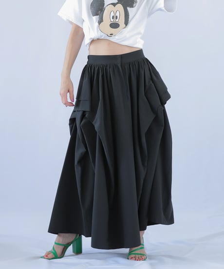 ＜In essence by Akiko Yamamoto.＞タックデザインボリュームスカート