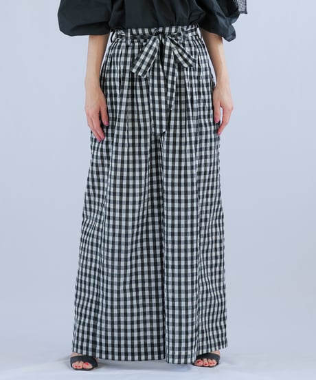 ＜In essence by Akiko Yamamoto.＞ソフトタックワイドパンツ