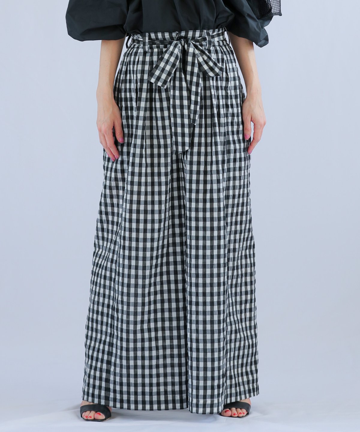 Usako／参考ページ In essence by Akiko Yamamoto.＞ソフトタックワイドパンツ | R