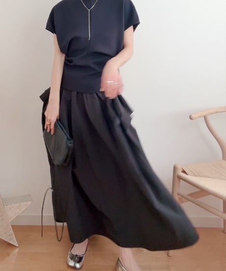 ドレープ華奢見えトップス