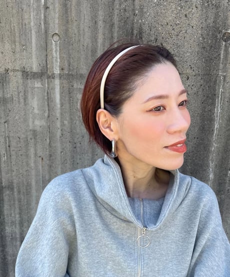 フェイクレザーカチューシャ