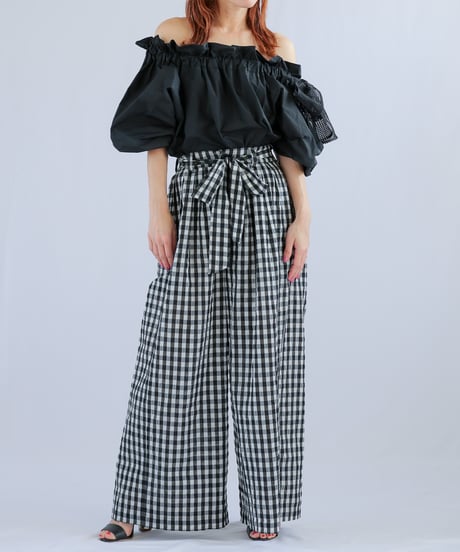＜In essence by Akiko Yamamoto.＞ソフトタックワイドパンツ