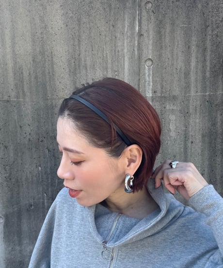 フェイクレザーカチューシャ