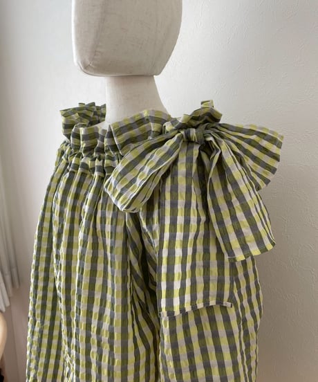 ＜In essence by Akiko Yamamoto.＞サイドリボンギャザーブラウス