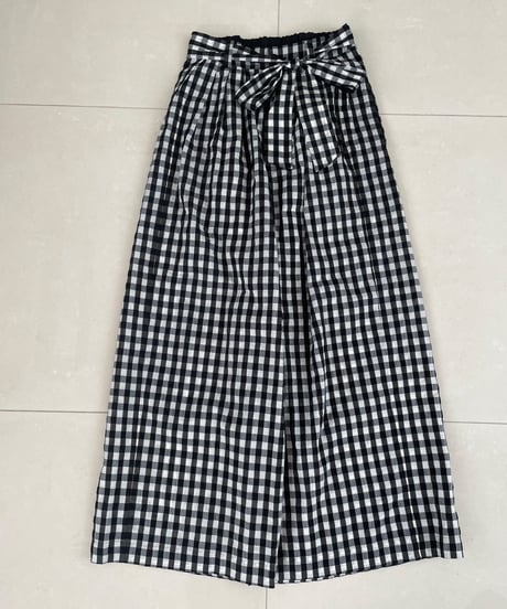 ＜In essence by Akiko Yamamoto.＞ソフトタックワイドパンツ