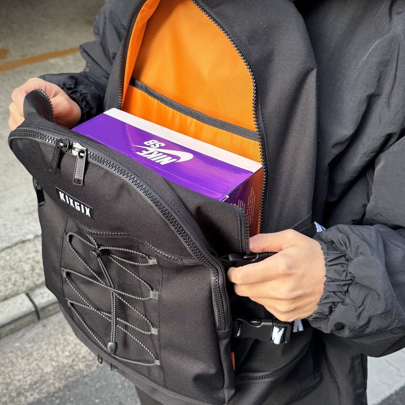 期間限定セール/送料無料＞KIXSIX × UNIVERSAL OVERALL LOGO