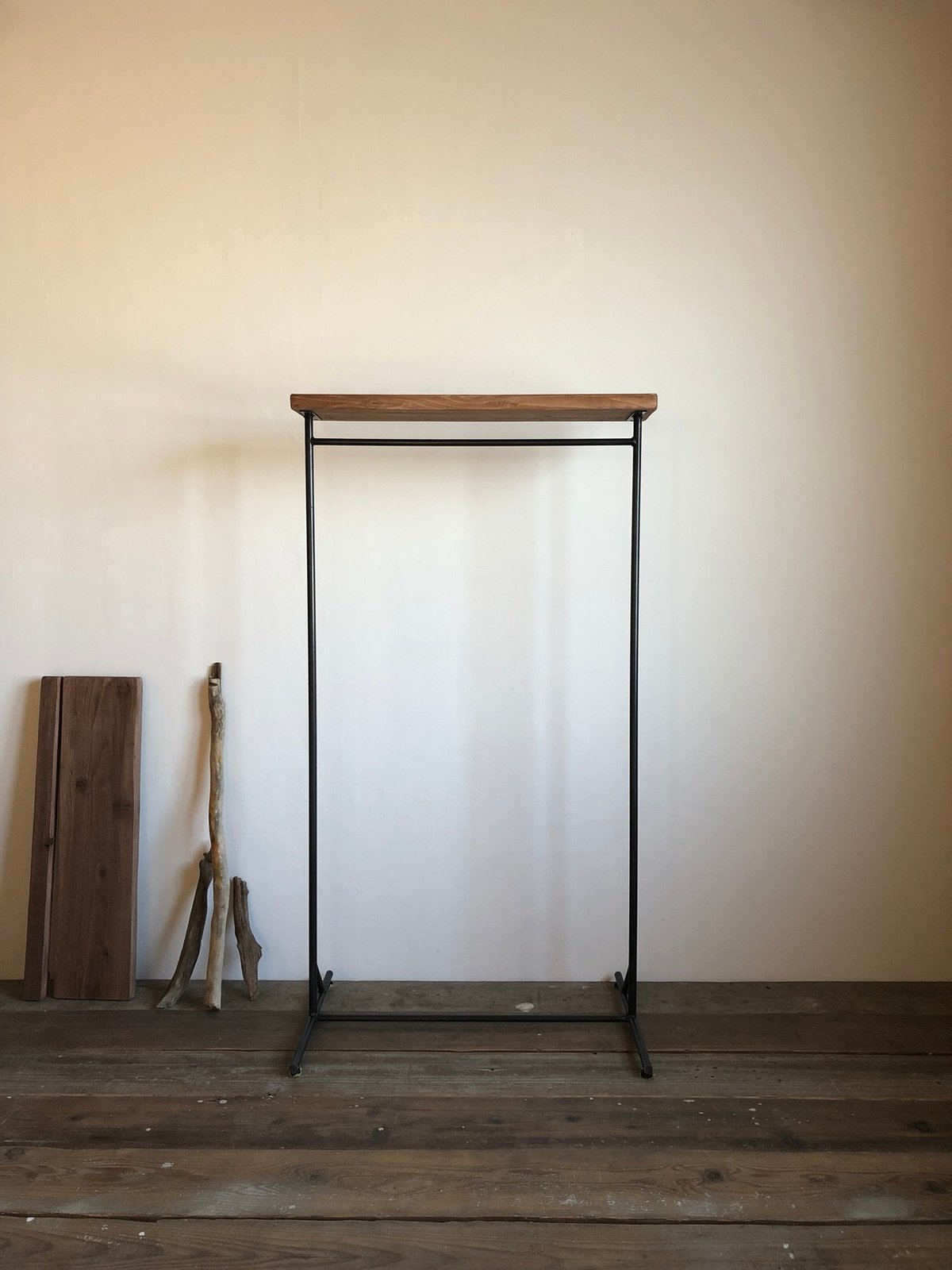 貴重★数限定　アイアン　ハンガーラック　インダストリアル　アイアン家具　シンプル fit=scale-down,w=1200