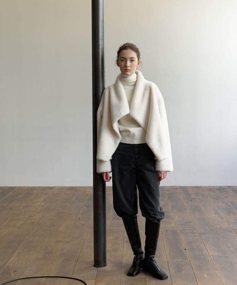 PRE-ORDER]Reversible Fur Coat_White | Na.e