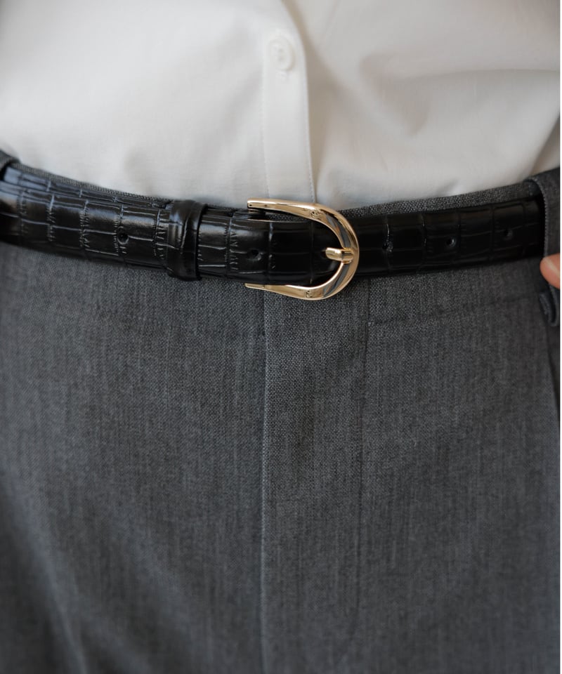 na.e ナエ　スムースベルトブラウス　ダークネイビー Leather Belt | Na.e