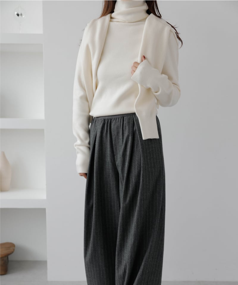 【美品タグ有】nae. Basic Turtle Neck Knit グレー Basic Turtle Neck Knit | Na.e