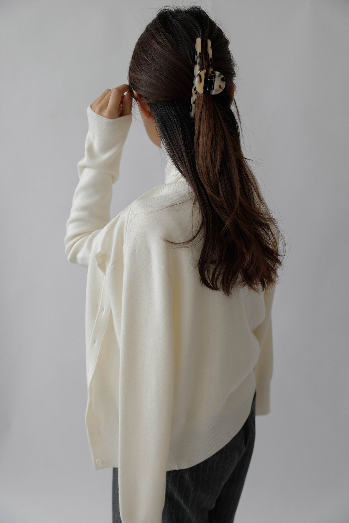 EVER SERIES】Crew Neck Cardigan | Na.e