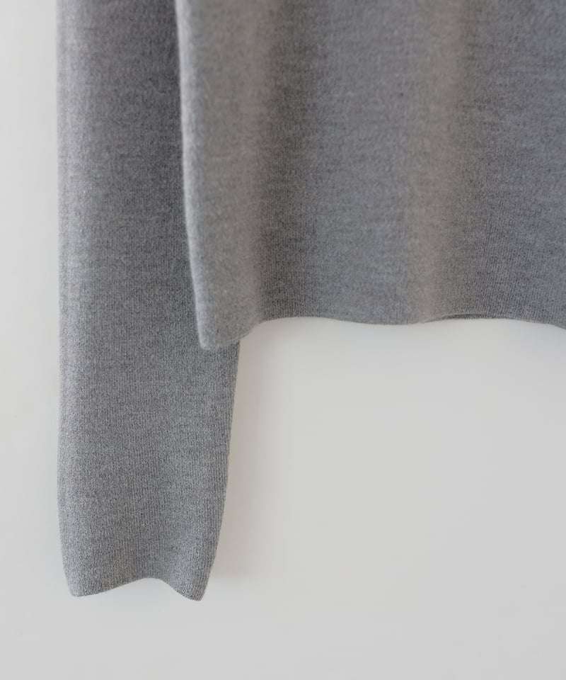 【美品タグ有】nae. Basic Turtle Neck Knit グレー Basic Turtle Neck Knit | Na.e