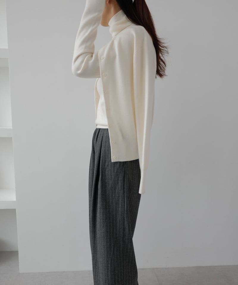 EVER SERIES】Crew Neck Cardigan | Na.e