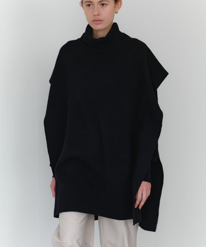 Wool Poncho | Na.e