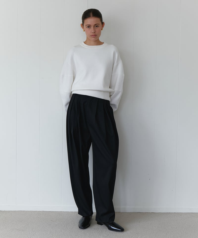 Tuck Tapered Pants | Na.e