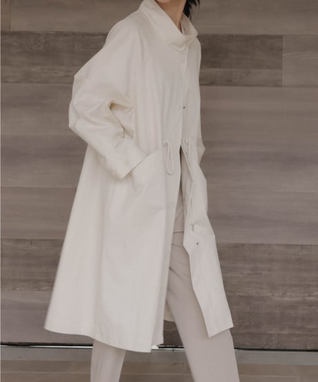 Light Form Coat